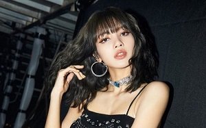 Lisa Black Pink bắt quả tang ở nhà nghỉ cùng người đàn ông lạ, bị quay lén và đăng tải online